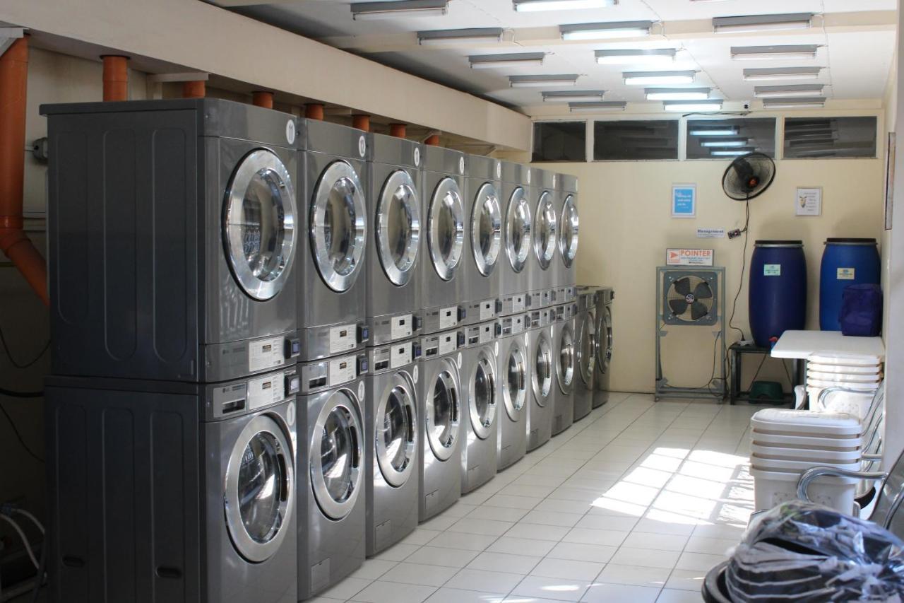 Mang Ben Dormitory Quezon City Bagian luar foto