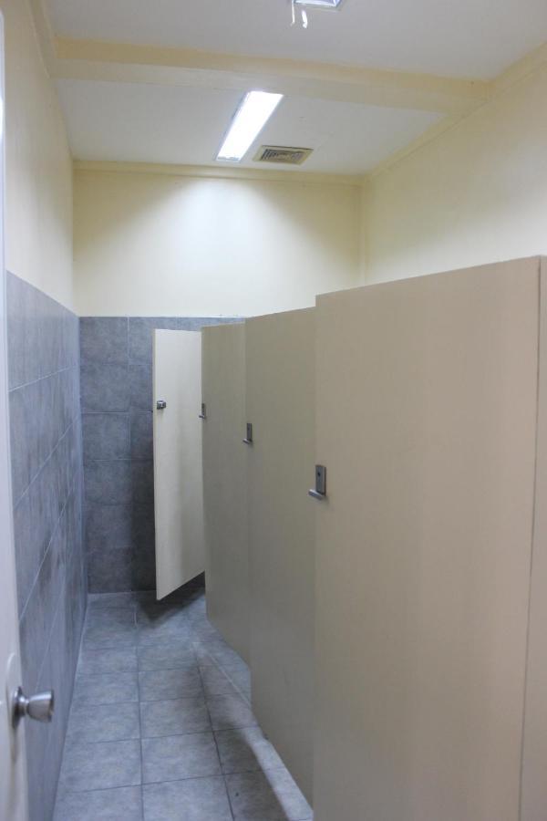 Mang Ben Dormitory Quezon City Bagian luar foto