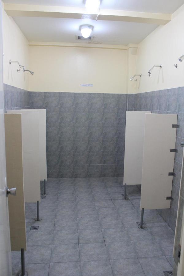 Mang Ben Dormitory Quezon City Bagian luar foto